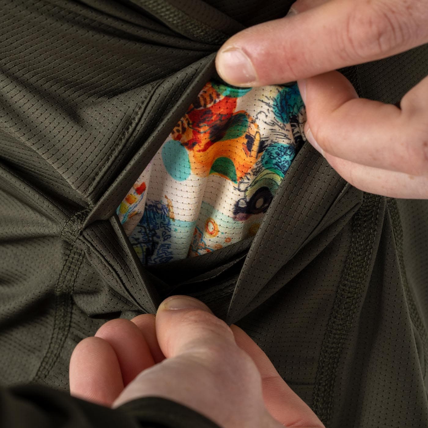 Men's UV Hooded Trail Shirt - Olive