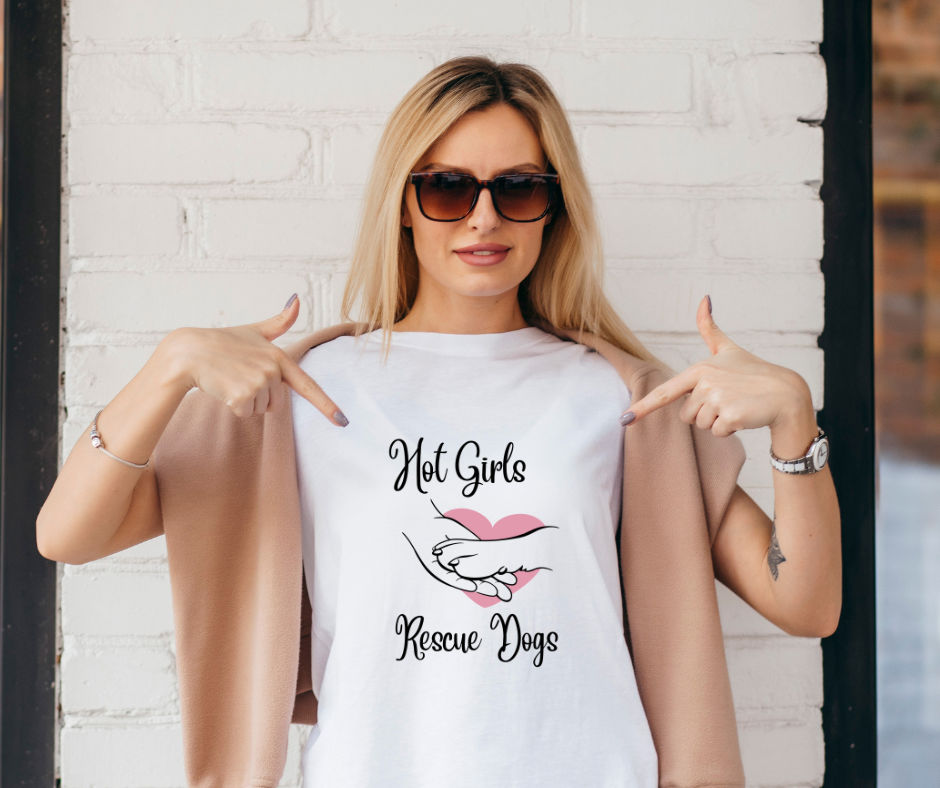 Hot Girls Rescue Dogs T‑Shirt – Trendy Animal Rescue Graphic Tee